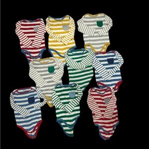 ✨Multi-coloured baby bodysuits 9 pieces✨